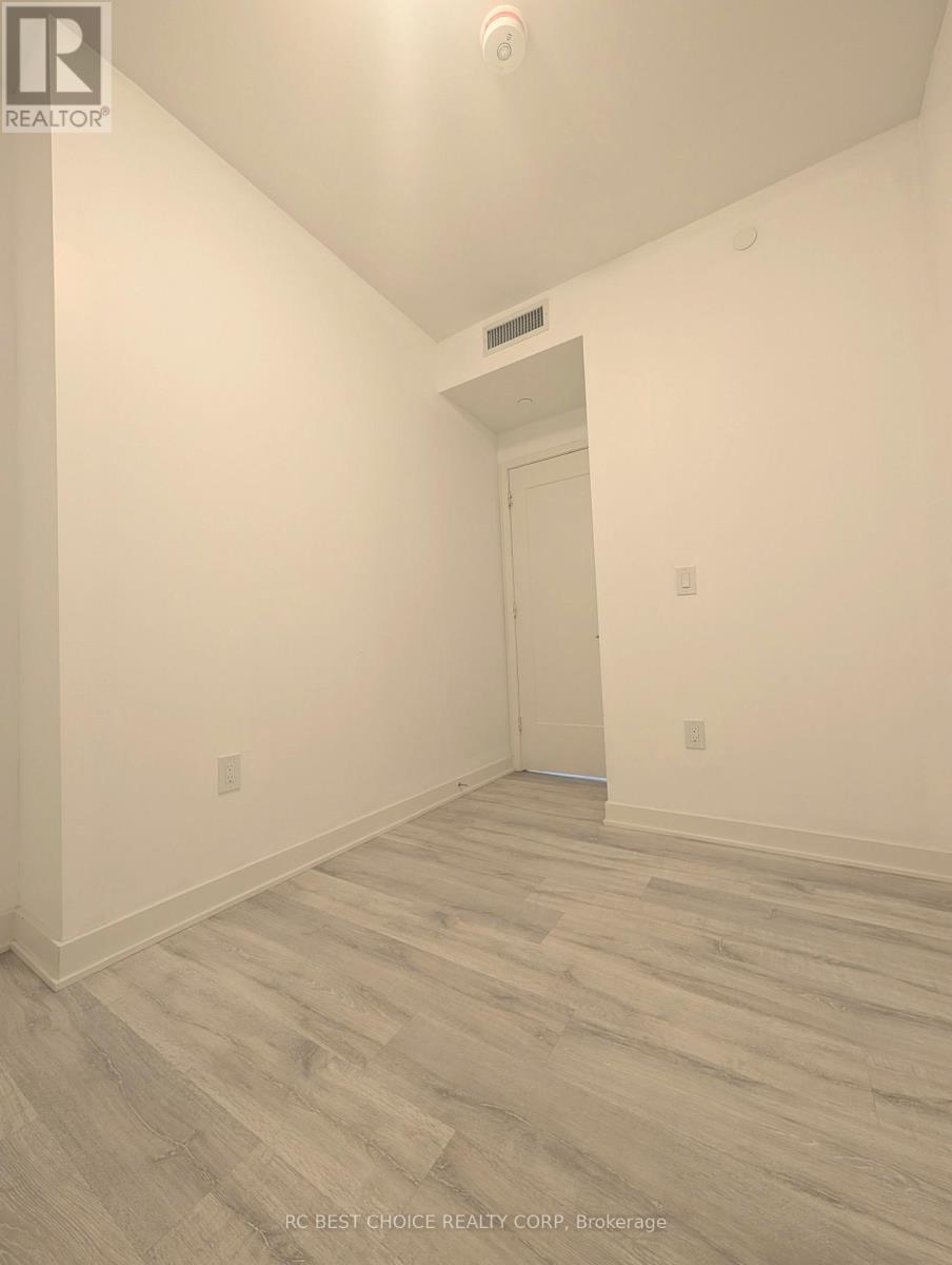 835 - 70 Princess St Street, Toronto (Waterfront Communities), Ontario  M5A 1E7 - Photo 6 - C12816820