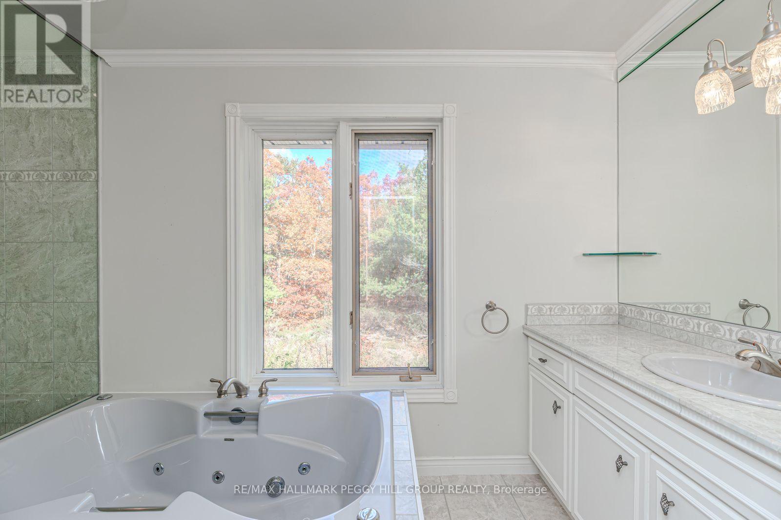 1564 Honey Harbour Road, Georgian Bay, Ontario  L0K 1S0 - Photo 11 - X12671674