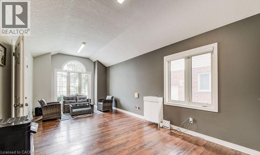 127 Falcon Drive, Woodstock, Ontario  N4T 1V5 - Photo 6 - 40807461