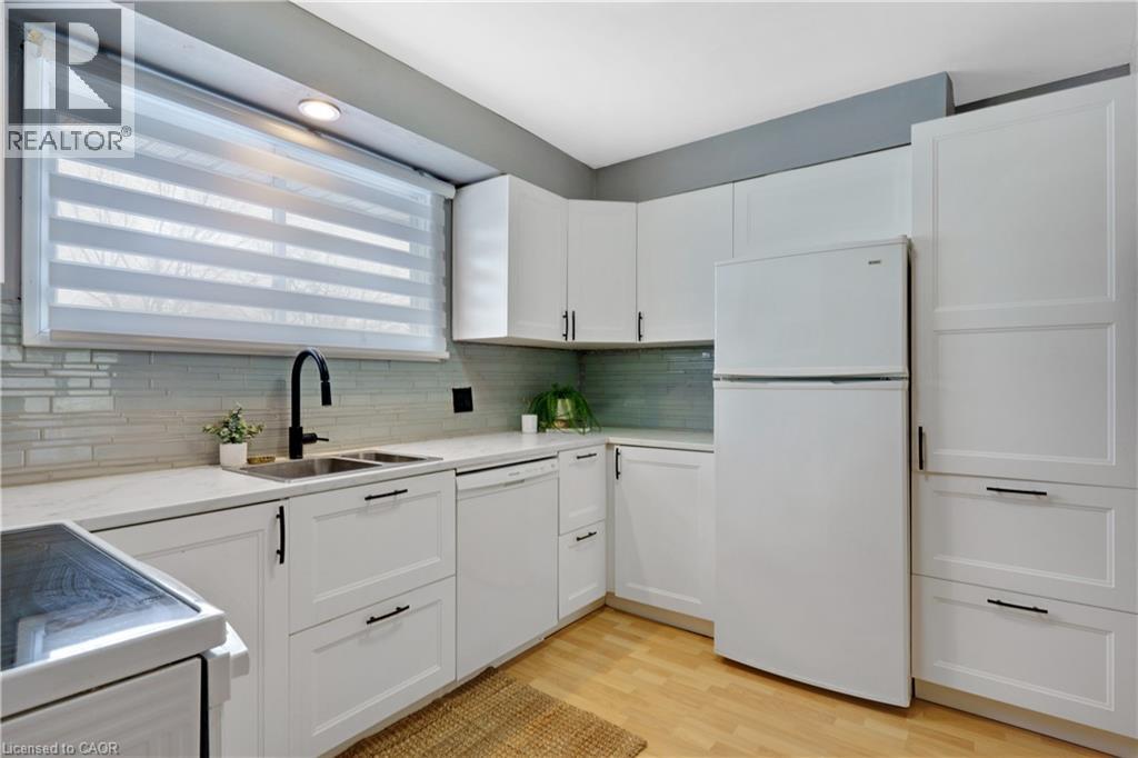 69 Eagen Drive, Kitchener, Ontario N2M 1W4 - Photo 15 - 40807382