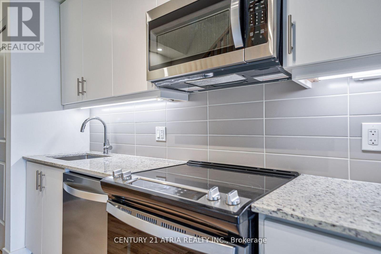 101 - 335 Wheat Boom Drive, Oakville, Ontario  L6H 7Y1 - Photo 12 - W12816732