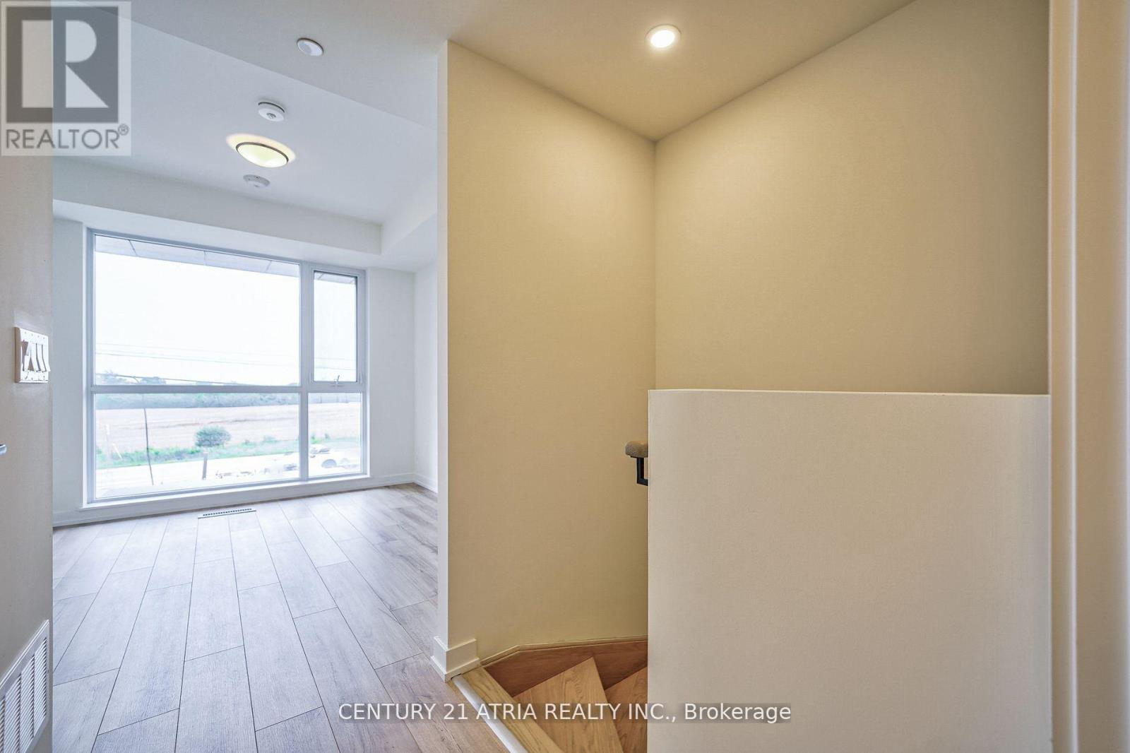 101 - 335 Wheat Boom Drive, Oakville, Ontario  L6H 7Y1 - Photo 18 - W12816732