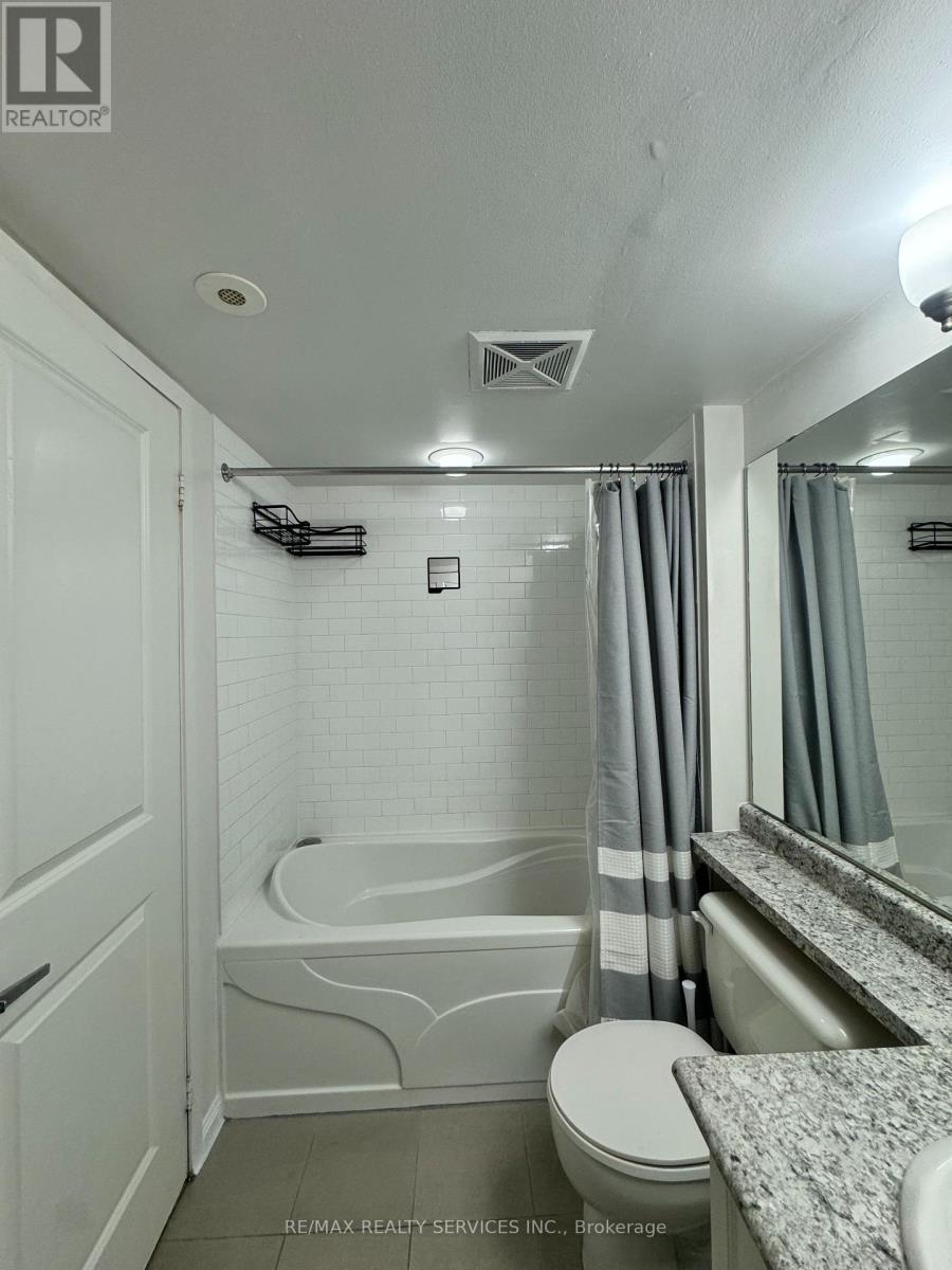 94 - 9 Windermere Avenue, Toronto, Ontario  M6S 5A4 - Photo 12 - W12816740