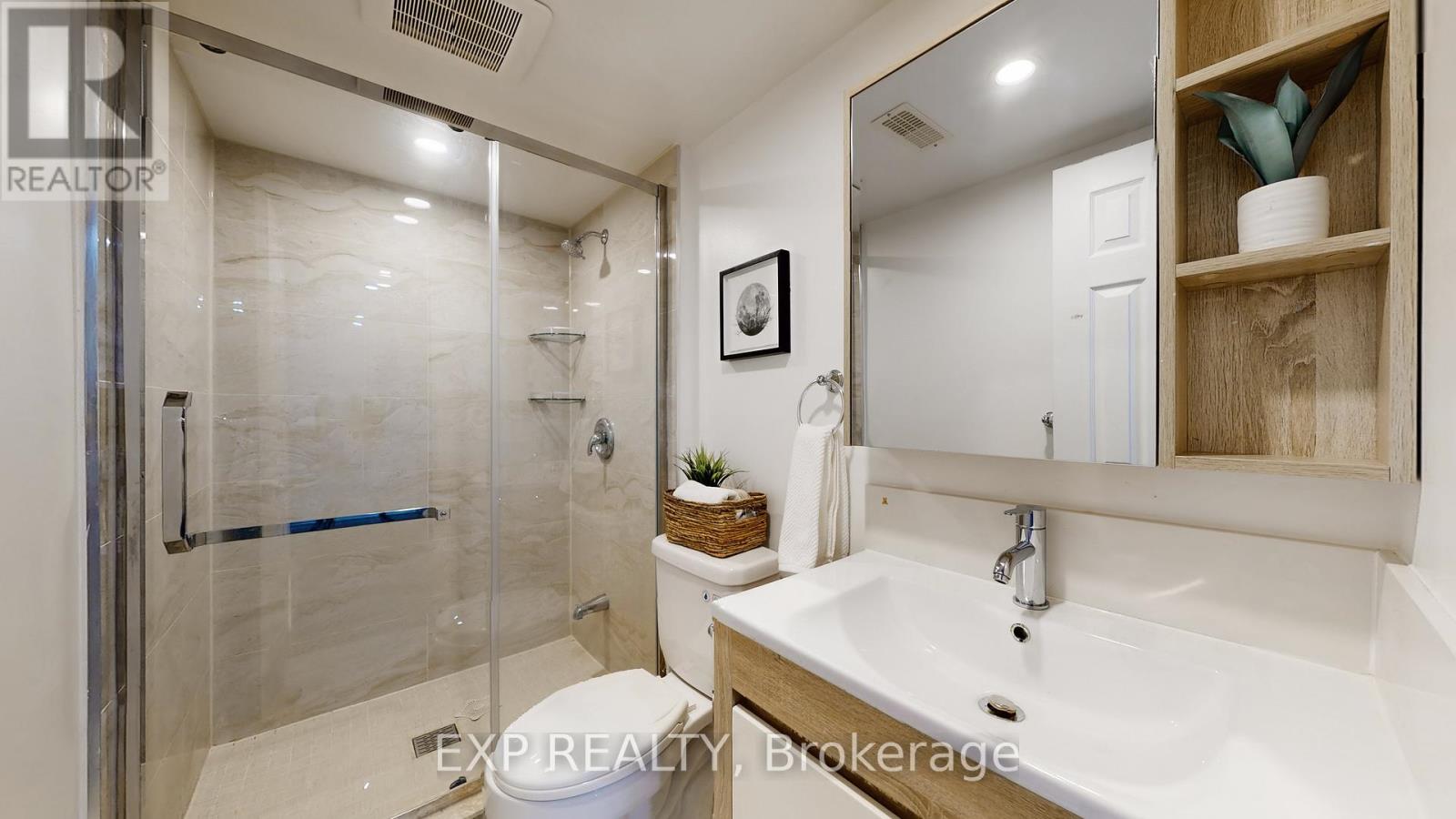 27 Leadenhall Road, Brampton, Ontario  L7A 4G4 - Photo 22 - W12816750