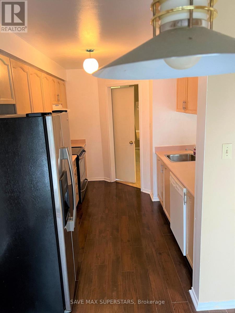 75 - 1484 Torrington Drive, Mississauga, Ontario  L5V 1Y2 - Photo 12 - W12816808