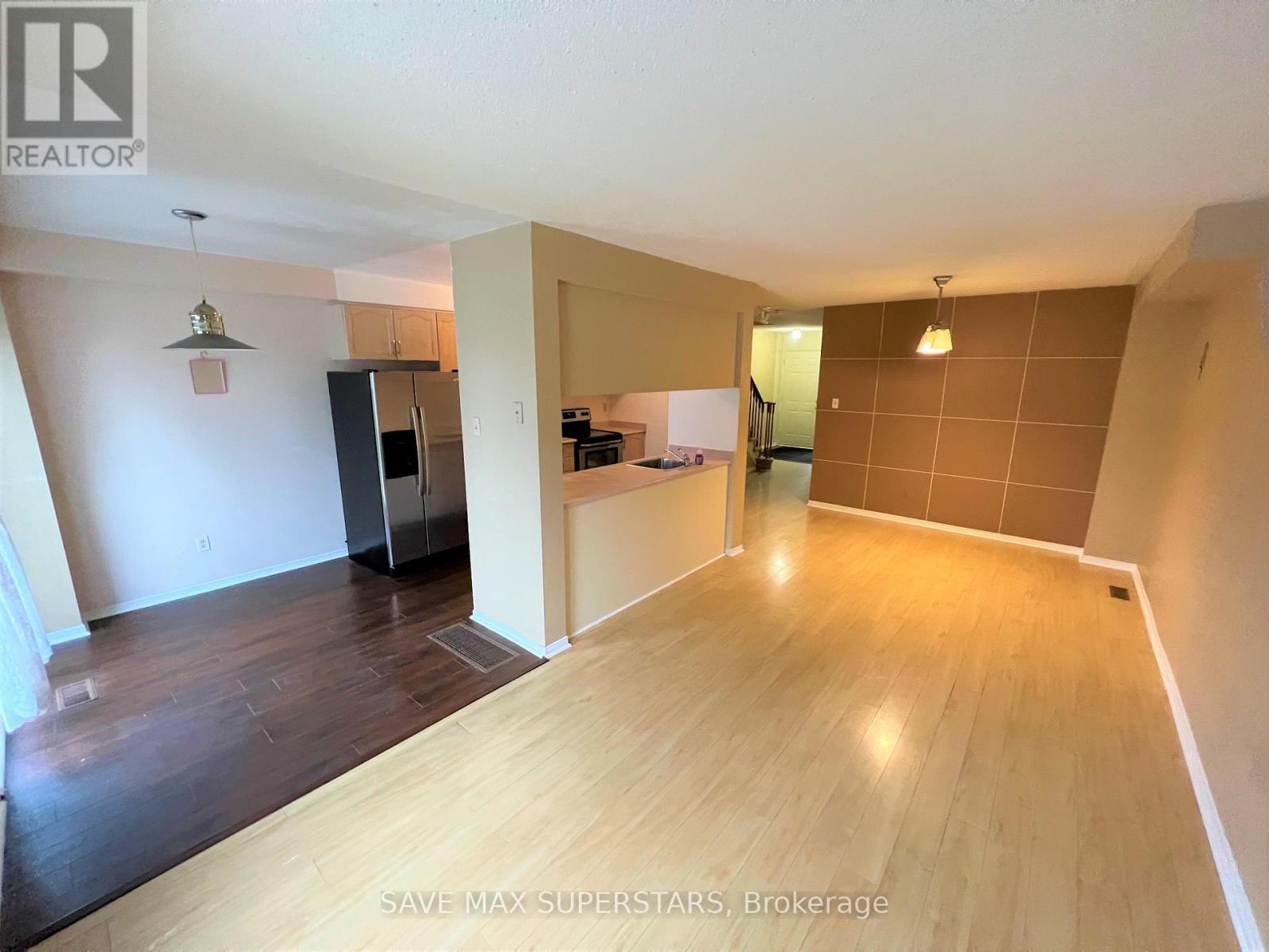 75 - 1484 Torrington Drive, Mississauga, Ontario  L5V 1Y2 - Photo 14 - W12816808