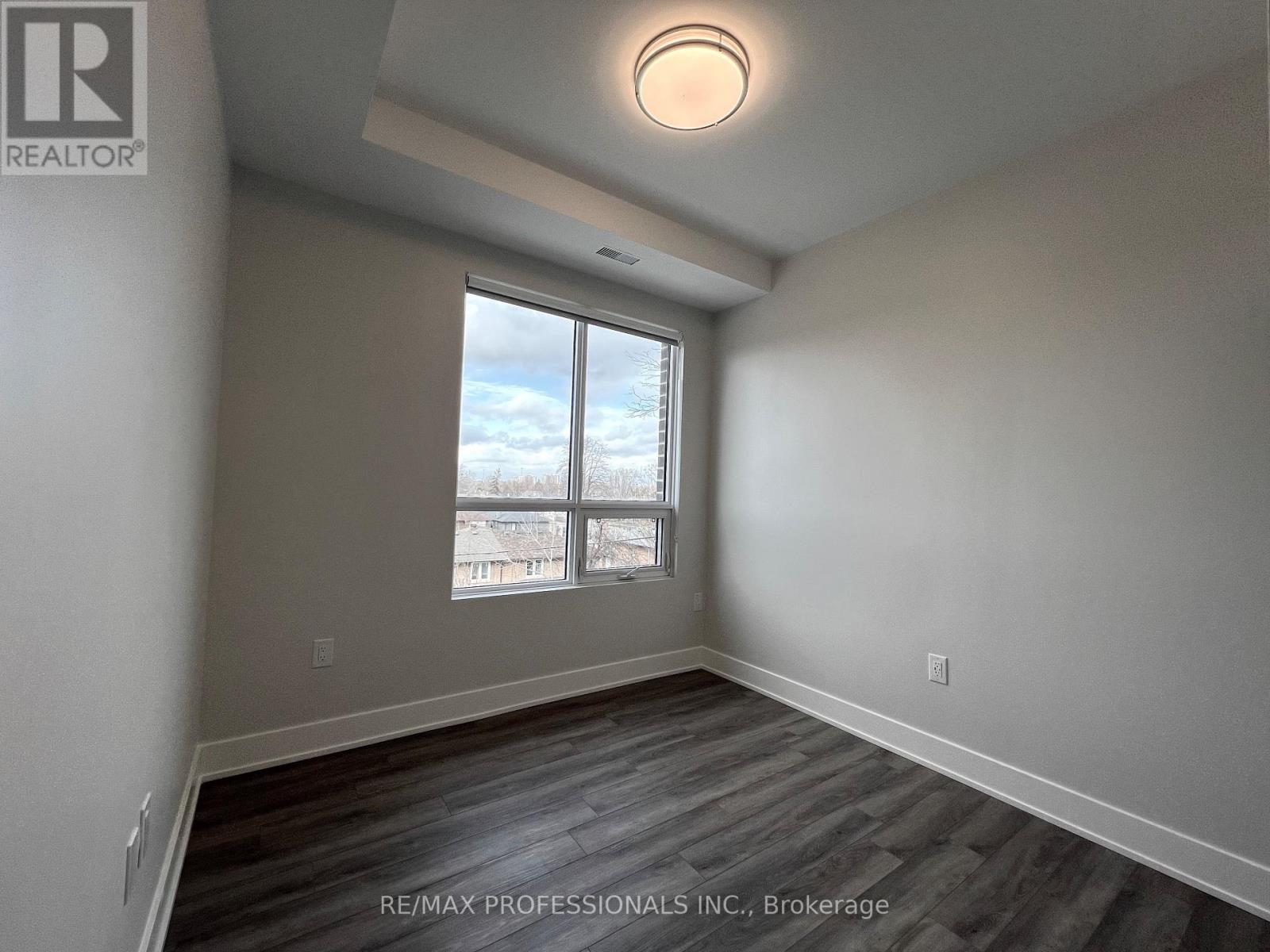 121 - 62 Dixfield Drive, Toronto, Ontario  M9C 3W1 - Photo 19 - W12816828