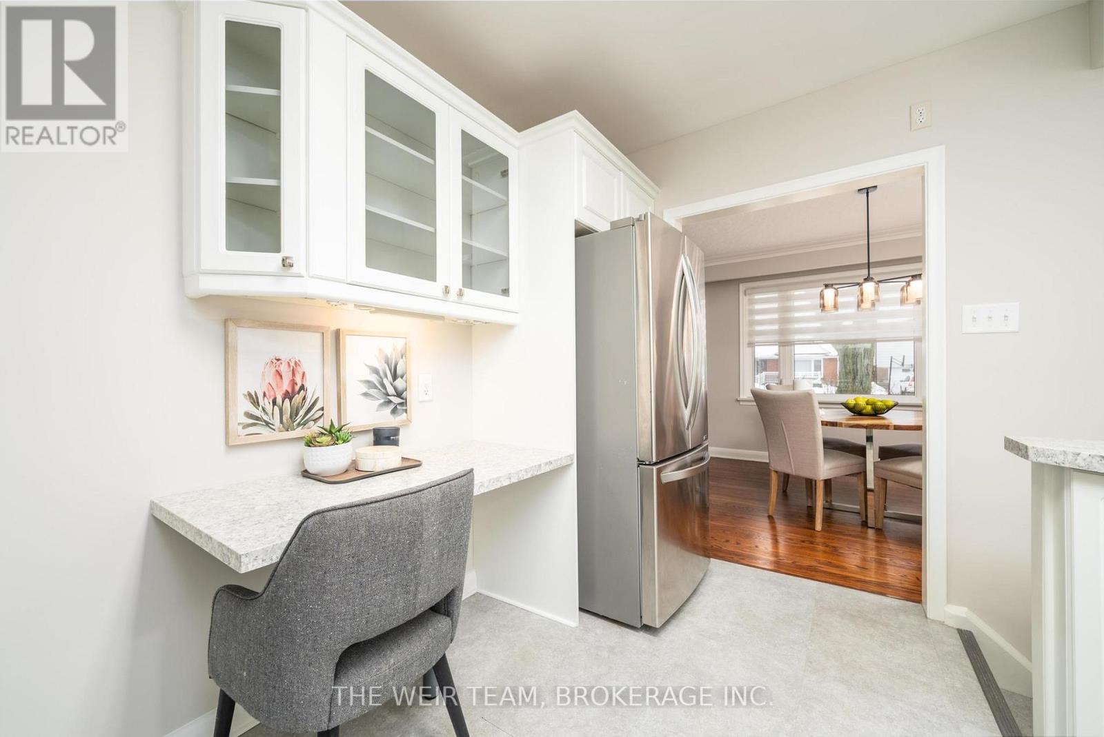 146 Queenslea Avenue, Toronto, Ontario  M9N 2L2 - Photo 13 - W12816878