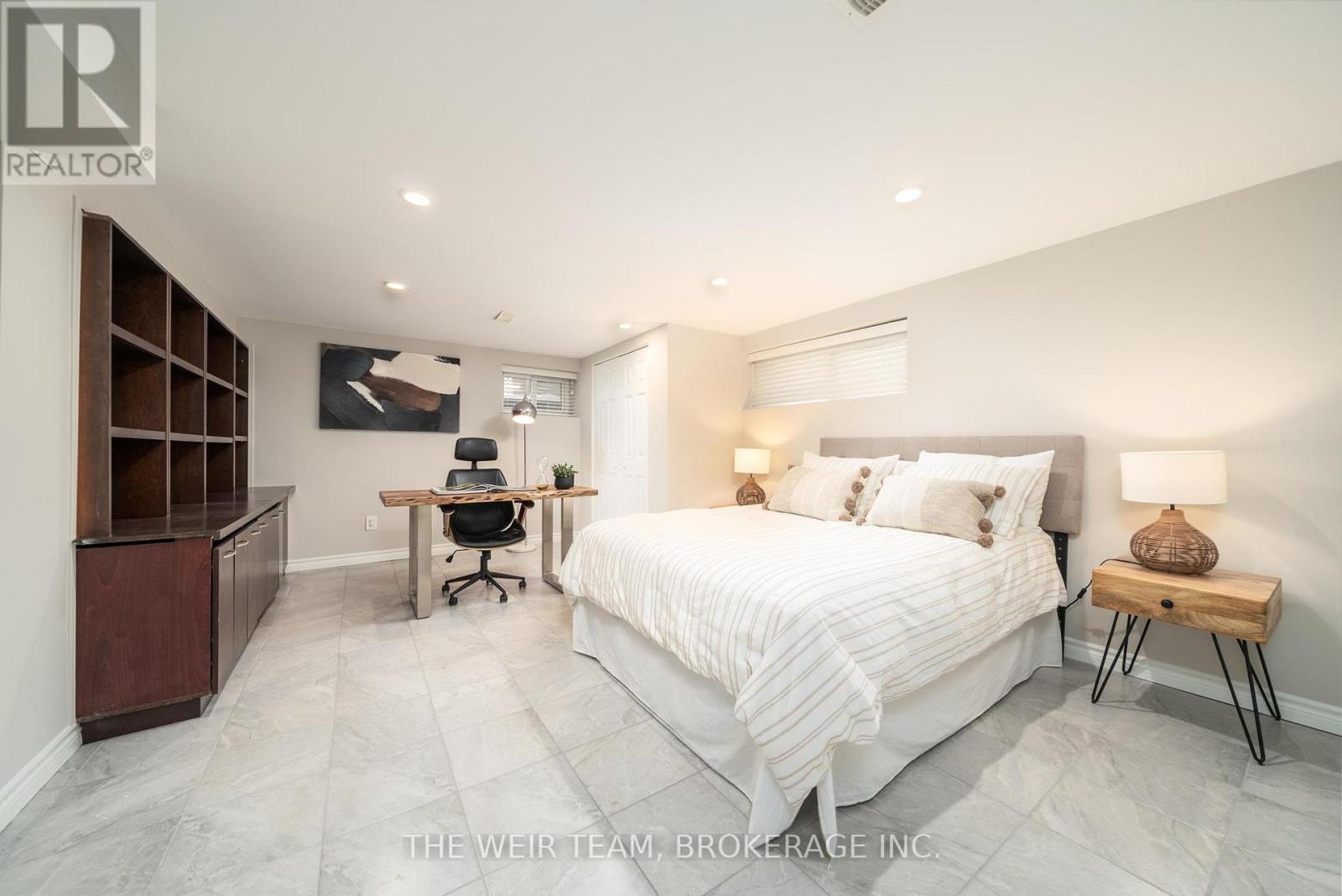 146 Queenslea Avenue, Toronto, Ontario  M9N 2L2 - Photo 25 - W12816878