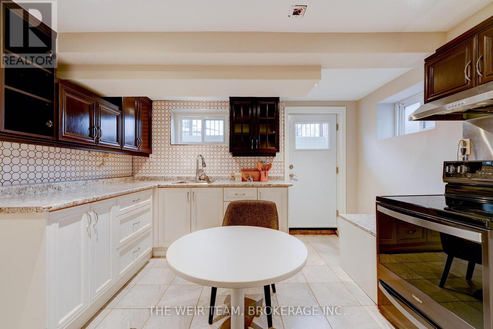 146 Queenslea Avenue, Toronto, Ontario  M9N 2L2 - Photo 29 - W12816878