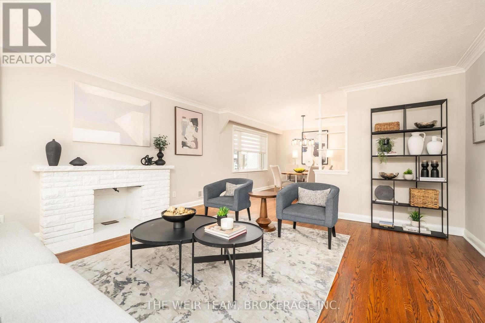 146 Queenslea Avenue, Toronto, Ontario  M9N 2L2 - Photo 5 - W12816878