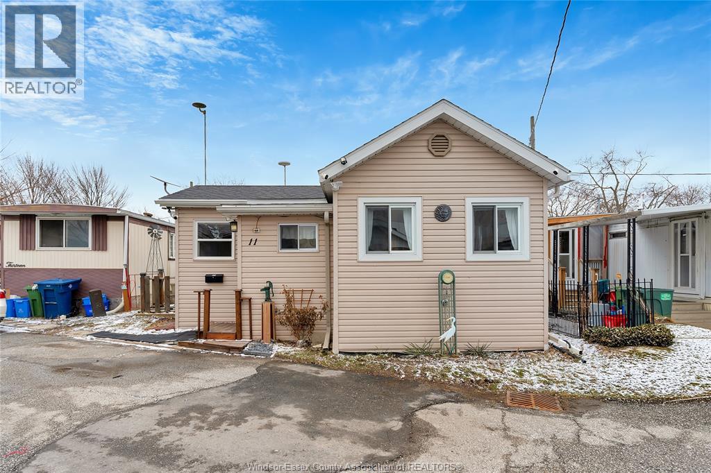 11 Bonita, Windsor, Ontario  N8W 2B4 - Photo 18 - 26003918
