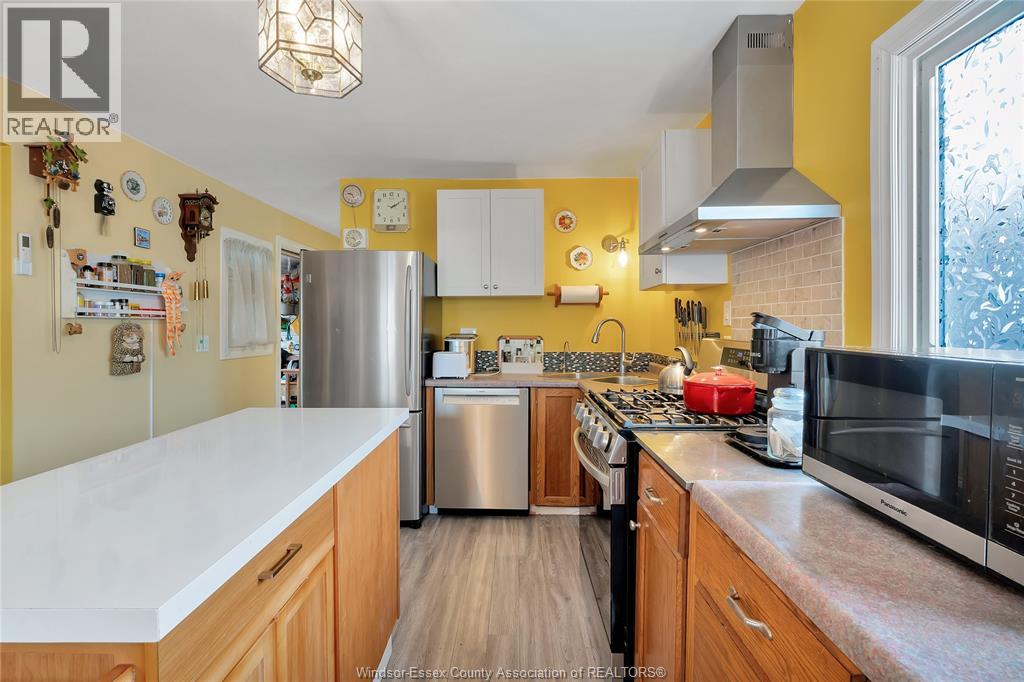 11 Bonita, Windsor, Ontario  N8W 2B4 - Photo 7 - 26003918