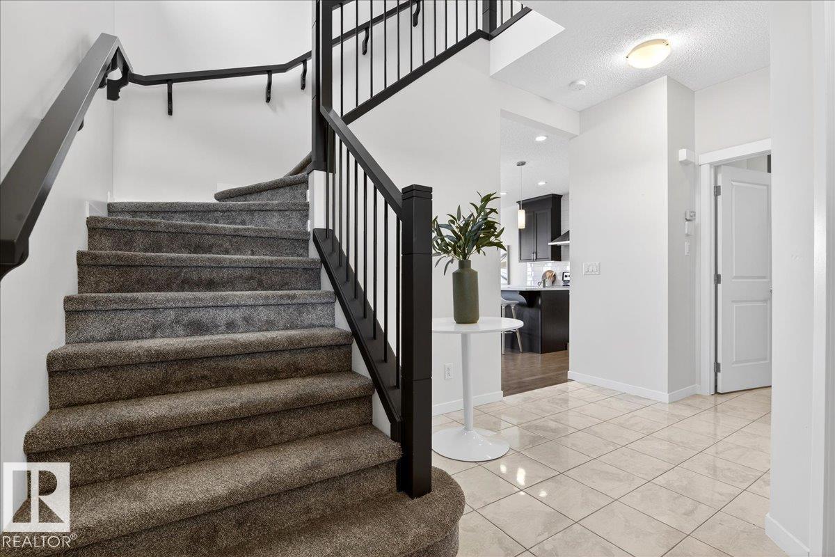 5404 22 Av Sw, Edmonton, Alberta  T6X 2H8 - Photo 5 - E4473151