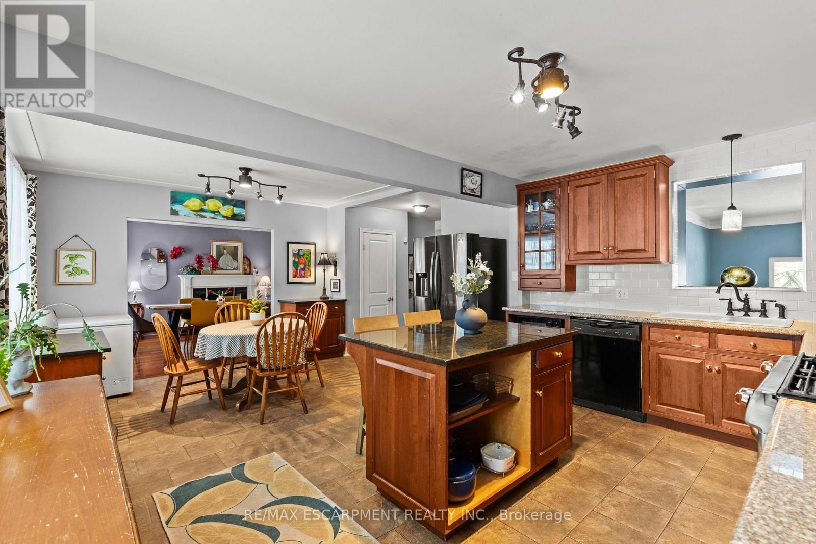 7075 Waterloo Drive, Niagara Falls, Ontario  L2J 1E3 - Photo 17 - X12816696