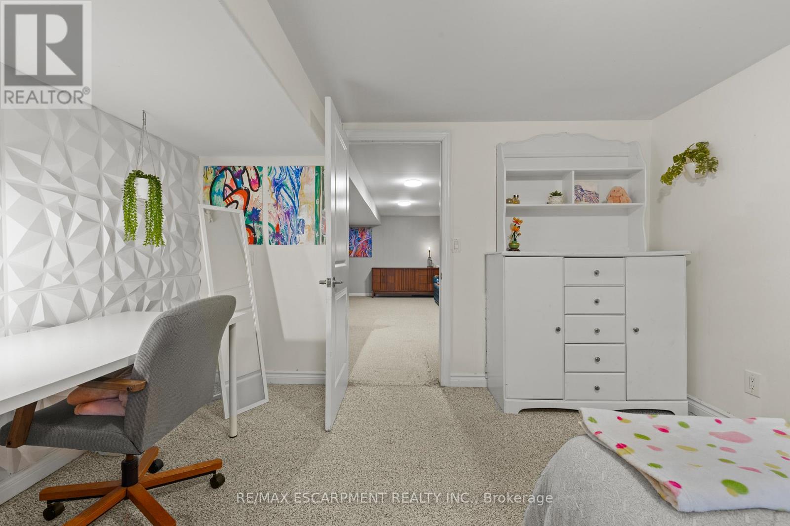 7075 Waterloo Drive, Niagara Falls, Ontario  L2J 1E3 - Photo 38 - X12816696