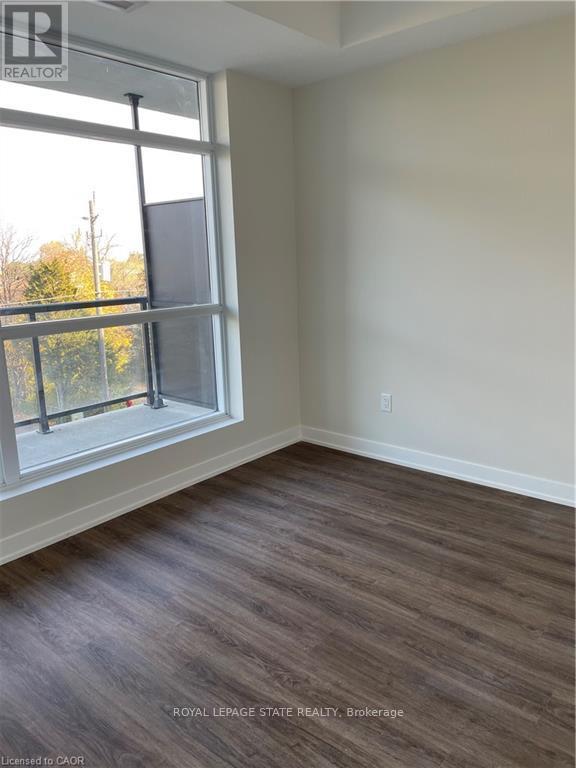 309 - 600 North Service Road, Hamilton, Ontario  L8E 5A7 - Photo 4 - X12816698