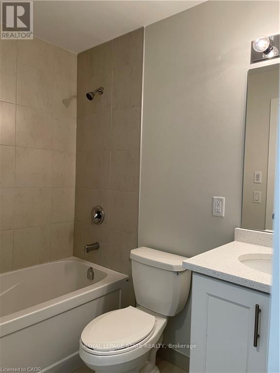 309 - 600 North Service Road, Hamilton, Ontario  L8E 5A7 - Photo 9 - X12816698