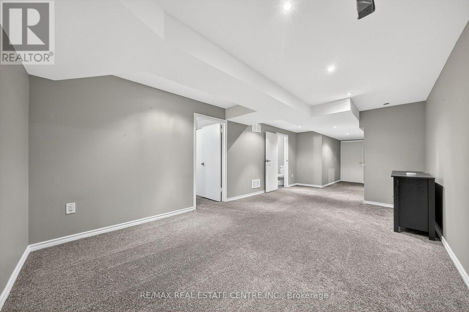 48 - 860 Rymal Road E, Hamilton, Ontario  L8W 2X7 - Photo 39 - X12816702