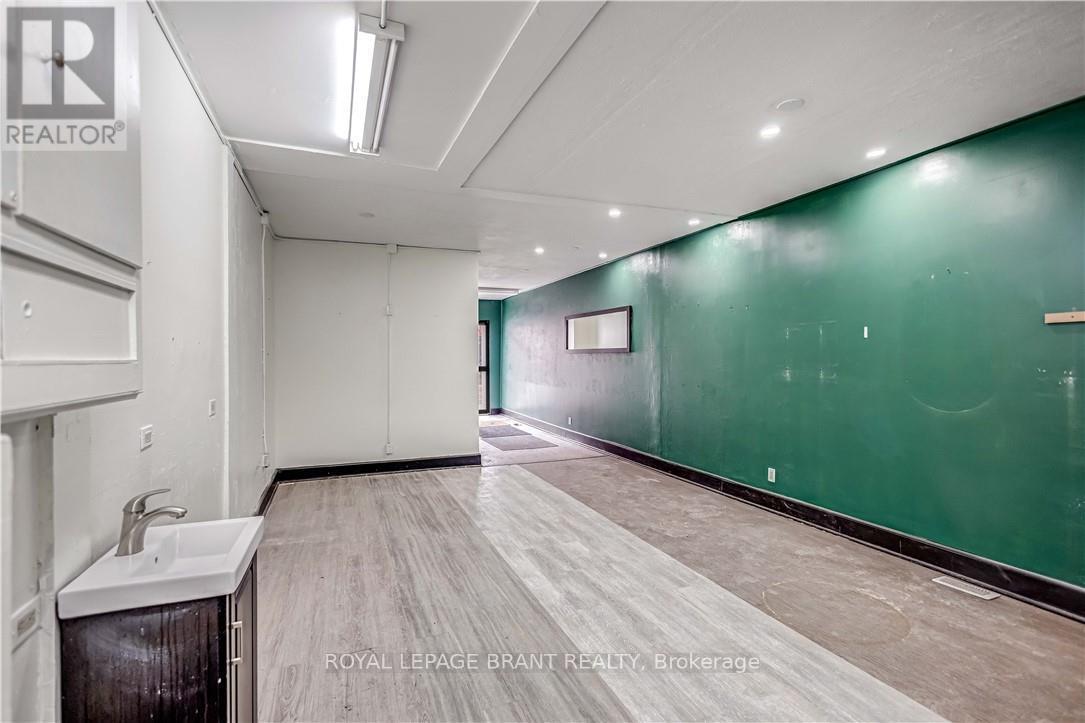 120 Dalhousie Street, Brantford, Ontario  N3T 2J3 - Photo 20 - X12816706