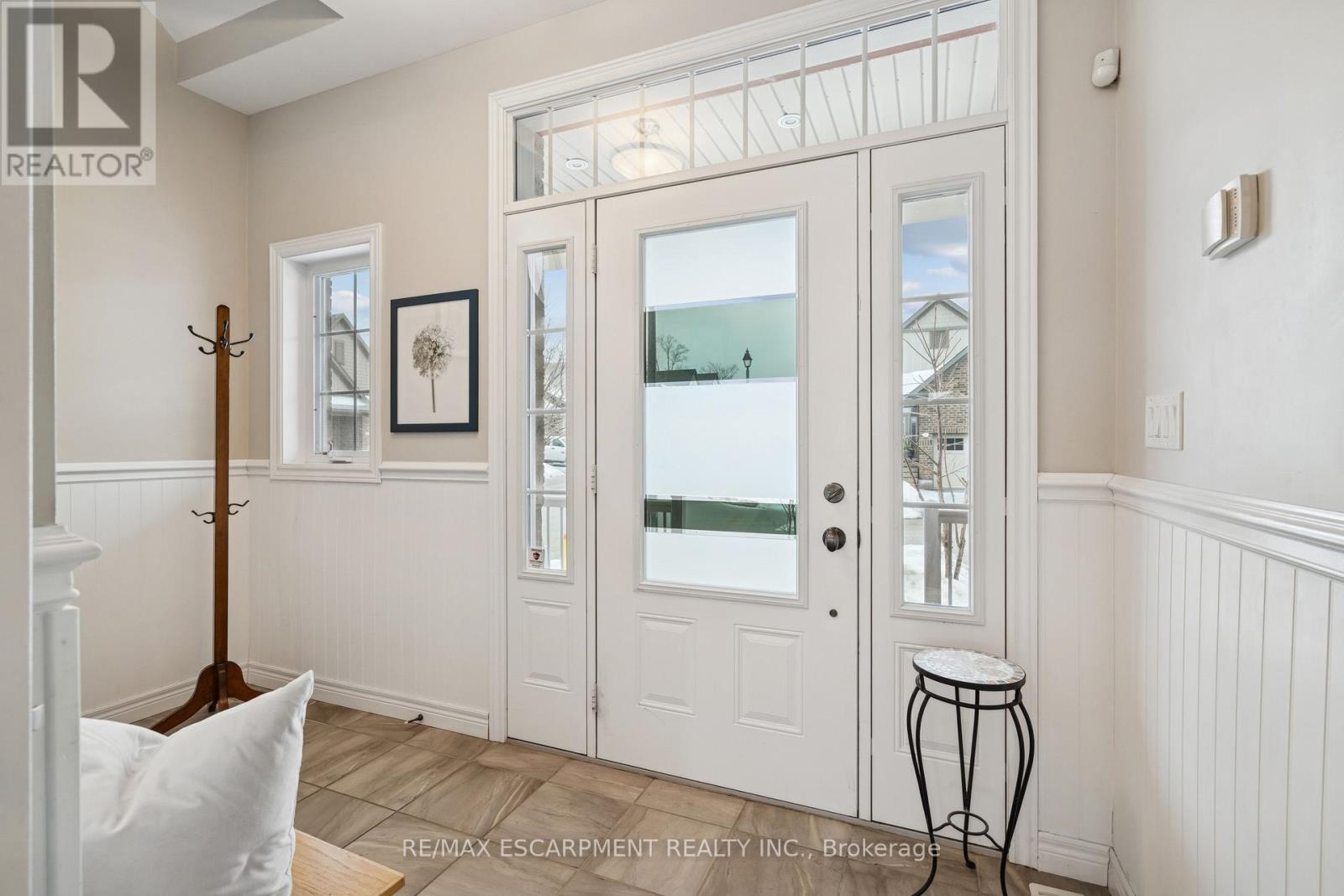 10 Chestnut Drive, Guelph/eramosa, Ontario  N0B 2K0 - Photo 7 - X12816722