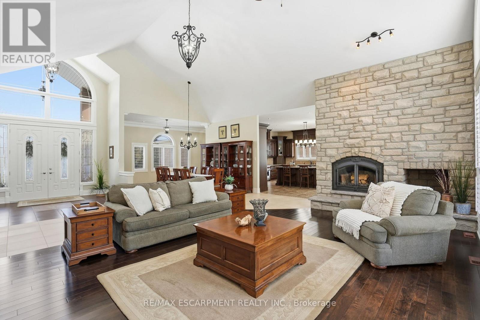 4058 Maddaugh Road, Puslinch, Ontario  N0B 2J0 - Photo 9 - X12816762