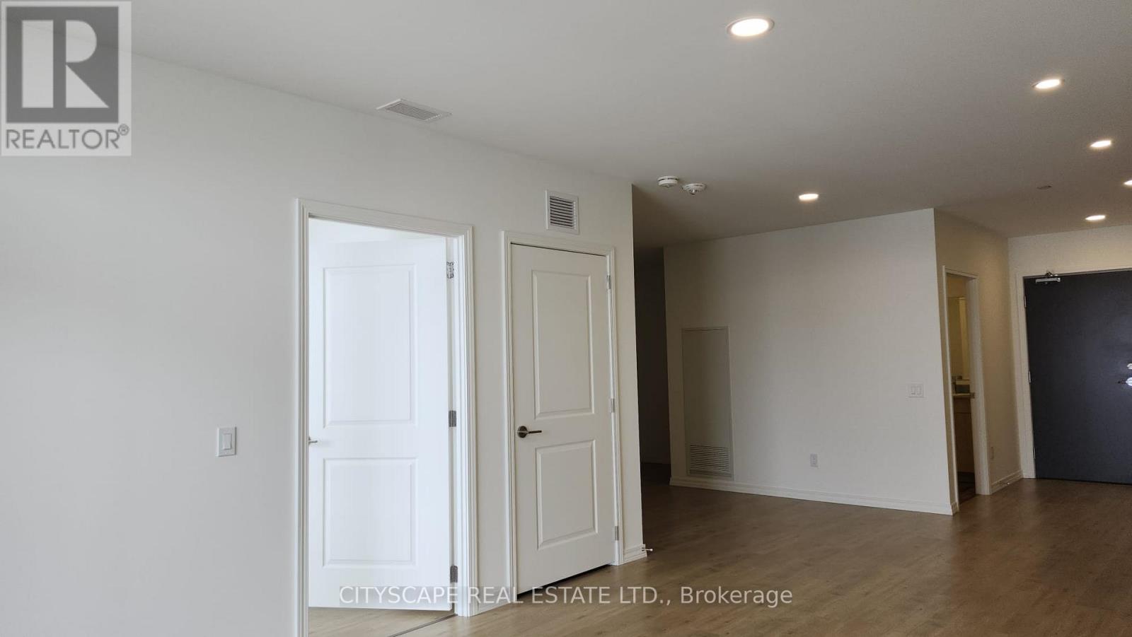 302b - 181 Elmira Road S, Guelph (Willow West/sugarbush/west Acres), Ontario  N1K 0E4 - Photo 21 - X12816846