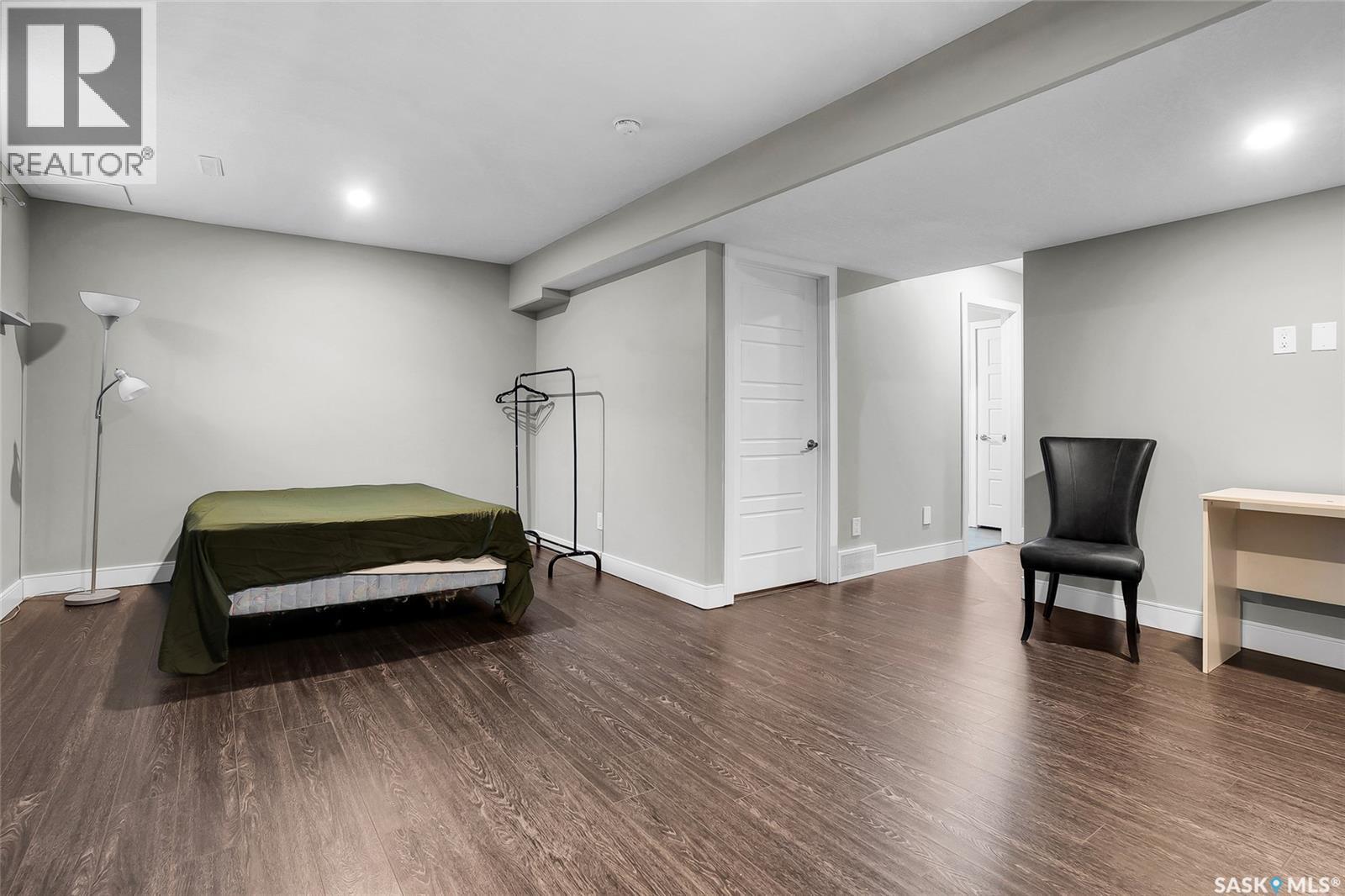 22 115 Veltkamp Crescent, Saskatoon, Saskatchewan  S7T 0T7 - Photo 29 - SK029108