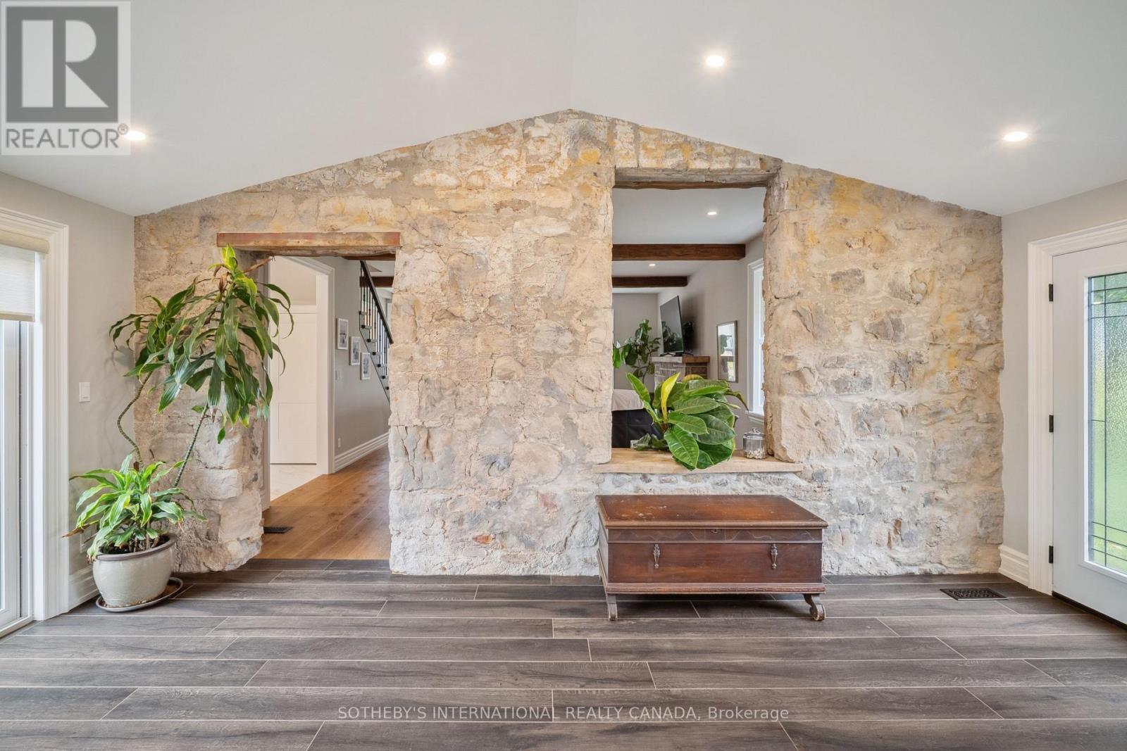 4085 Victoria Road S, Puslinch, Ontario  N0B 2J0 - Photo 25 - X12815460