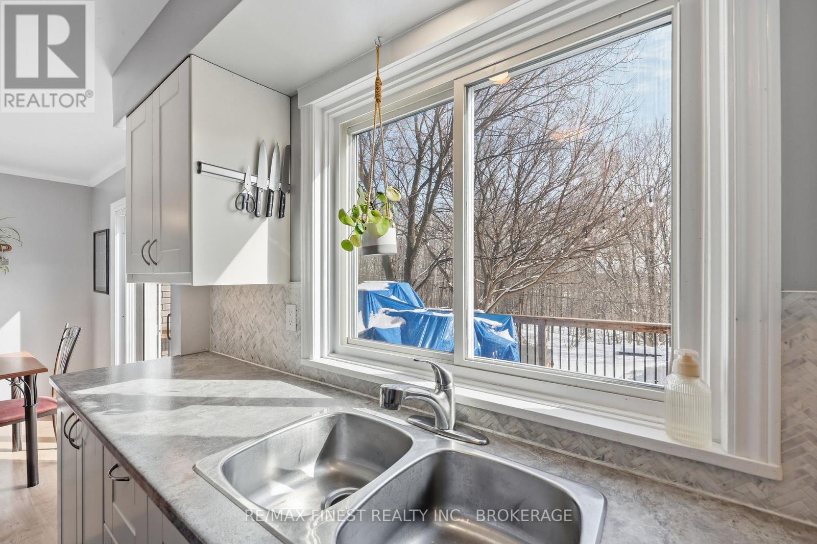 1479 Montreal Street, Kingston, Ontario  K7K 3L8 - Photo 9 - X12816888