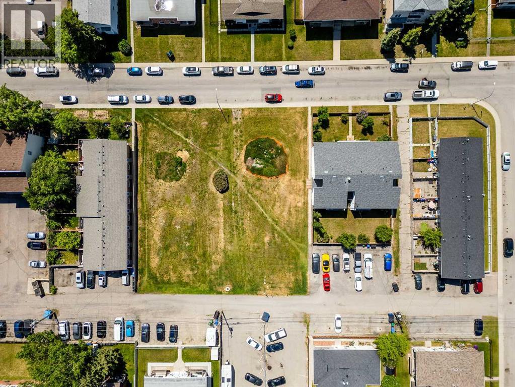 4320 75 Street NW, Calgary, Alberta