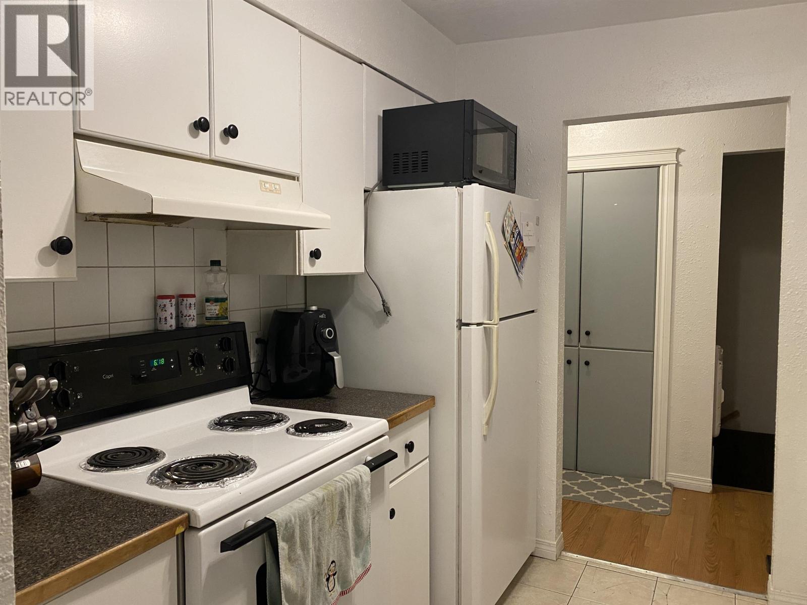 6351 Highland Crescent, 100 Mile House, British Columbia  V0K 2E3 - Photo 6 - R3092953