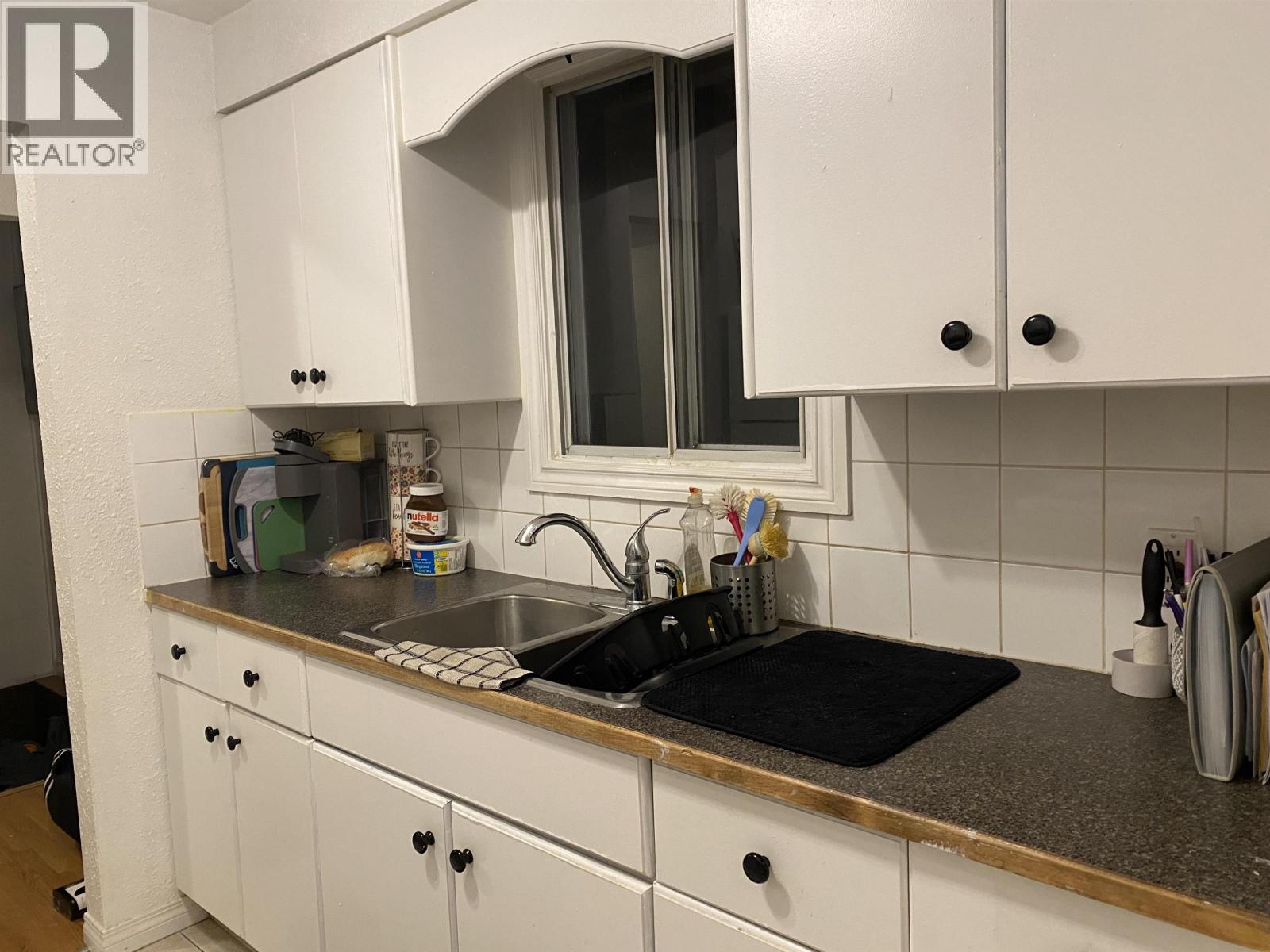 6351 Highland Crescent, 100 Mile House, British Columbia  V0K 2E3 - Photo 7 - R3092953