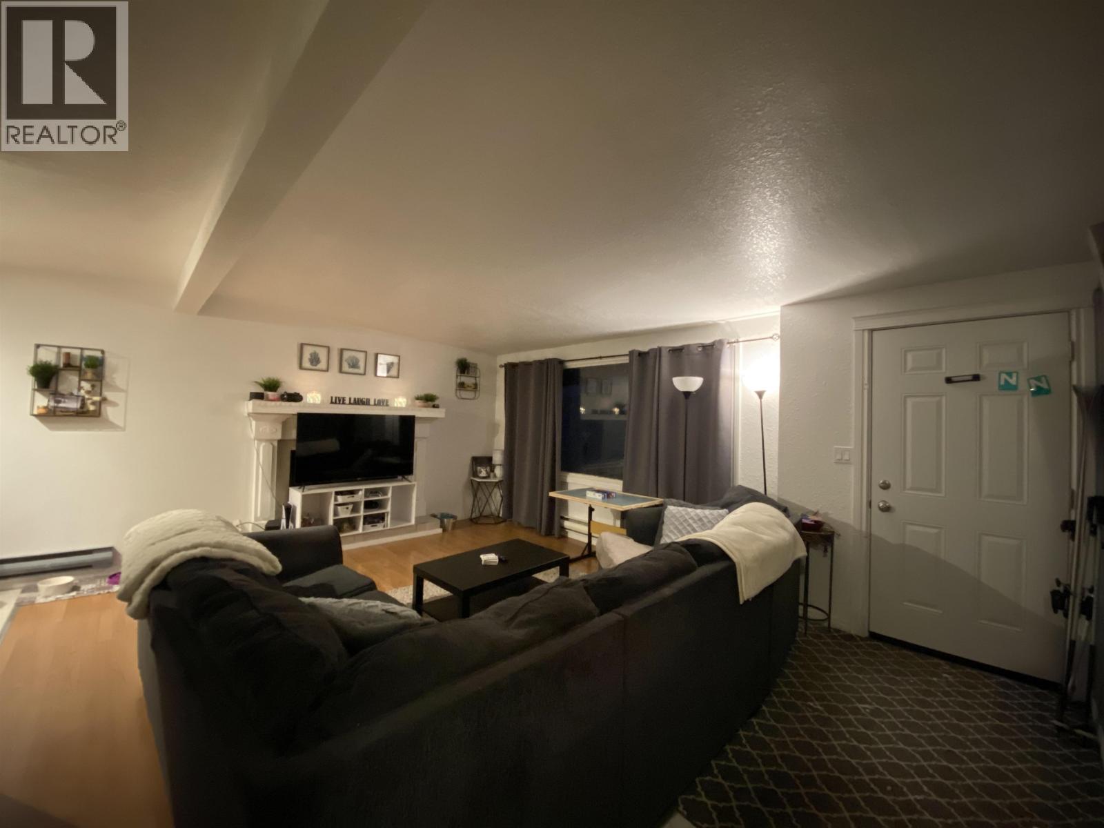 6351 Highland Crescent, 100 Mile House, British Columbia  V0K 2E3 - Photo 4 - R3092953