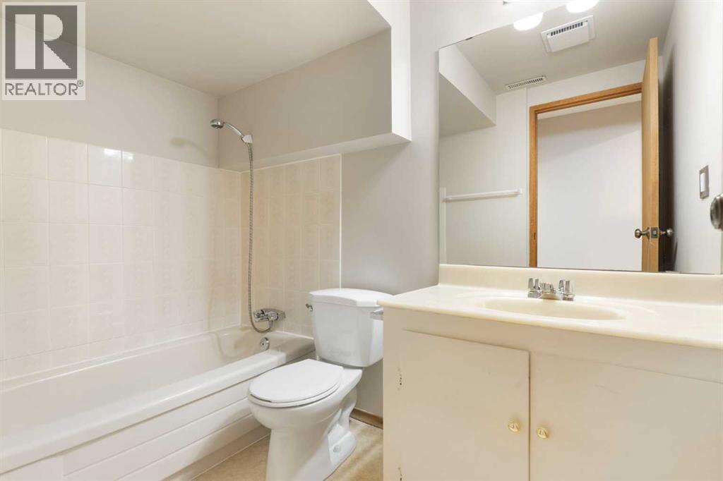 123 Glacier Drive Sw, Calgary, Alberta  T3E 5A3 - Photo 26 - A2288194