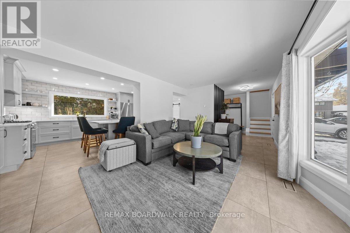 7 Gagnon Court, Ottawa, Ontario  K2K 1A7 - Photo 16 - X12816896