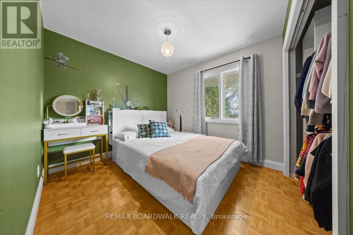 7 Gagnon Court, Ottawa, Ontario  K2K 1A7 - Photo 25 - X12816896