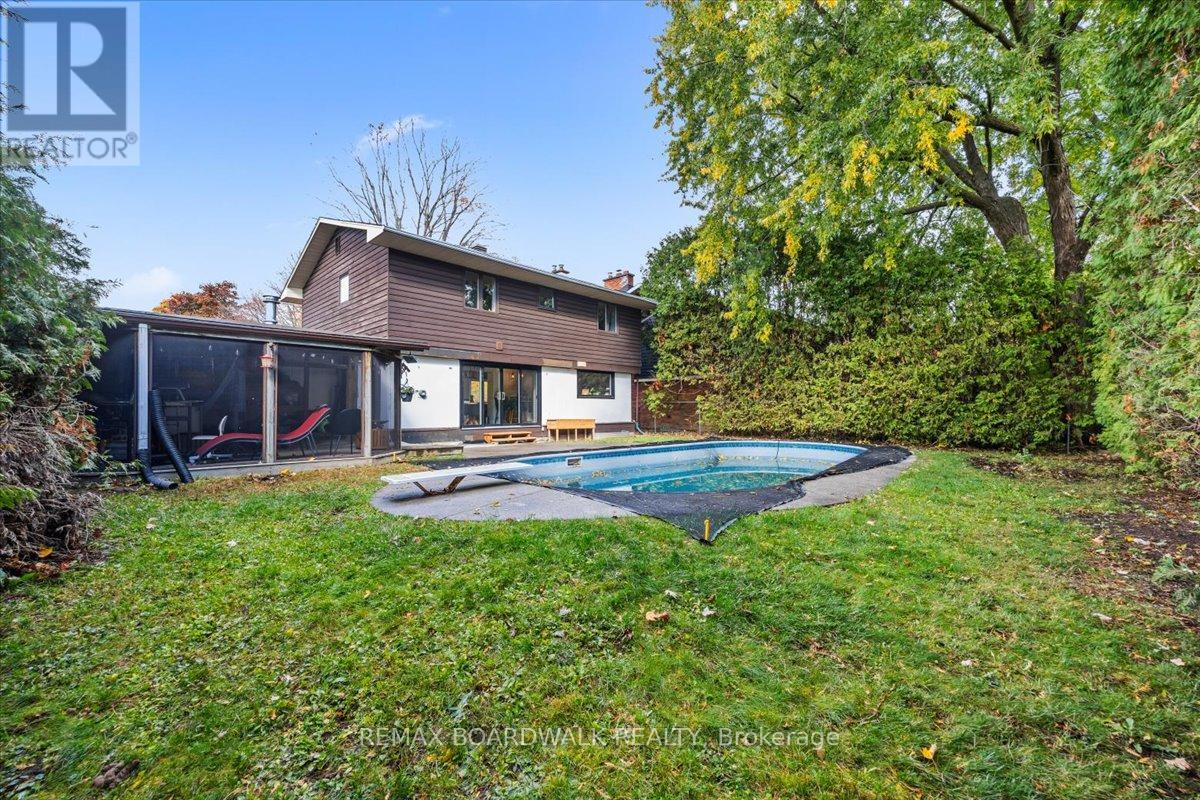 7 Gagnon Court, Ottawa, Ontario  K2K 1A7 - Photo 36 - X12816896