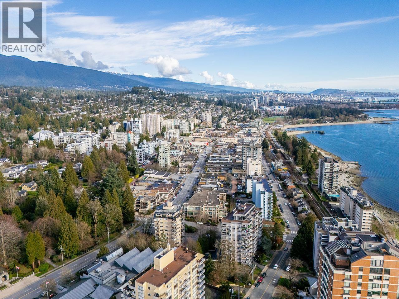 105 2135 Argyle Avenue, West Vancouver, British Columbia  V7V 1A5 - Photo 34 - R3088759