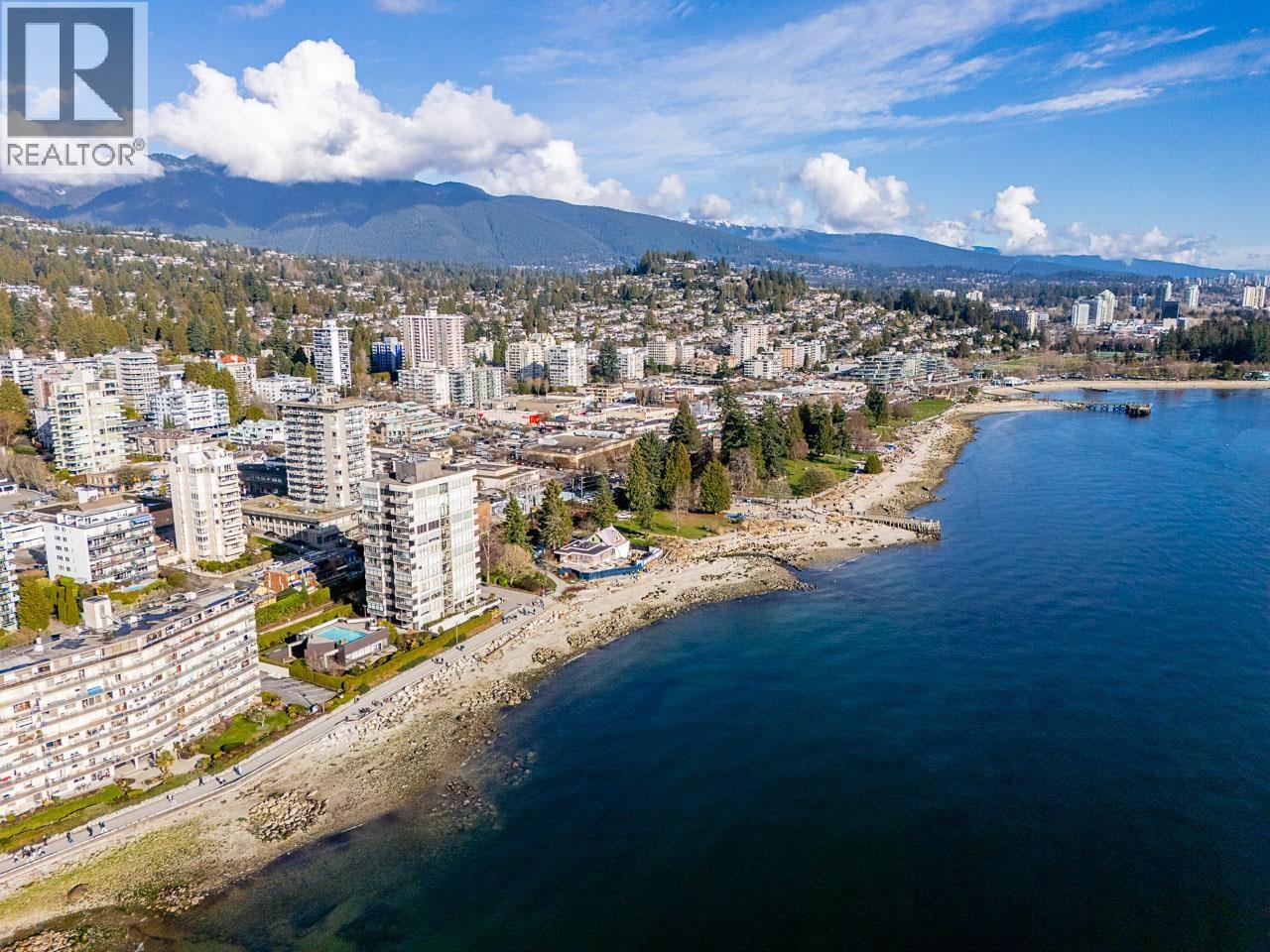 105 2135 Argyle Avenue, West Vancouver, British Columbia  V7V 1A5 - Photo 38 - R3088759