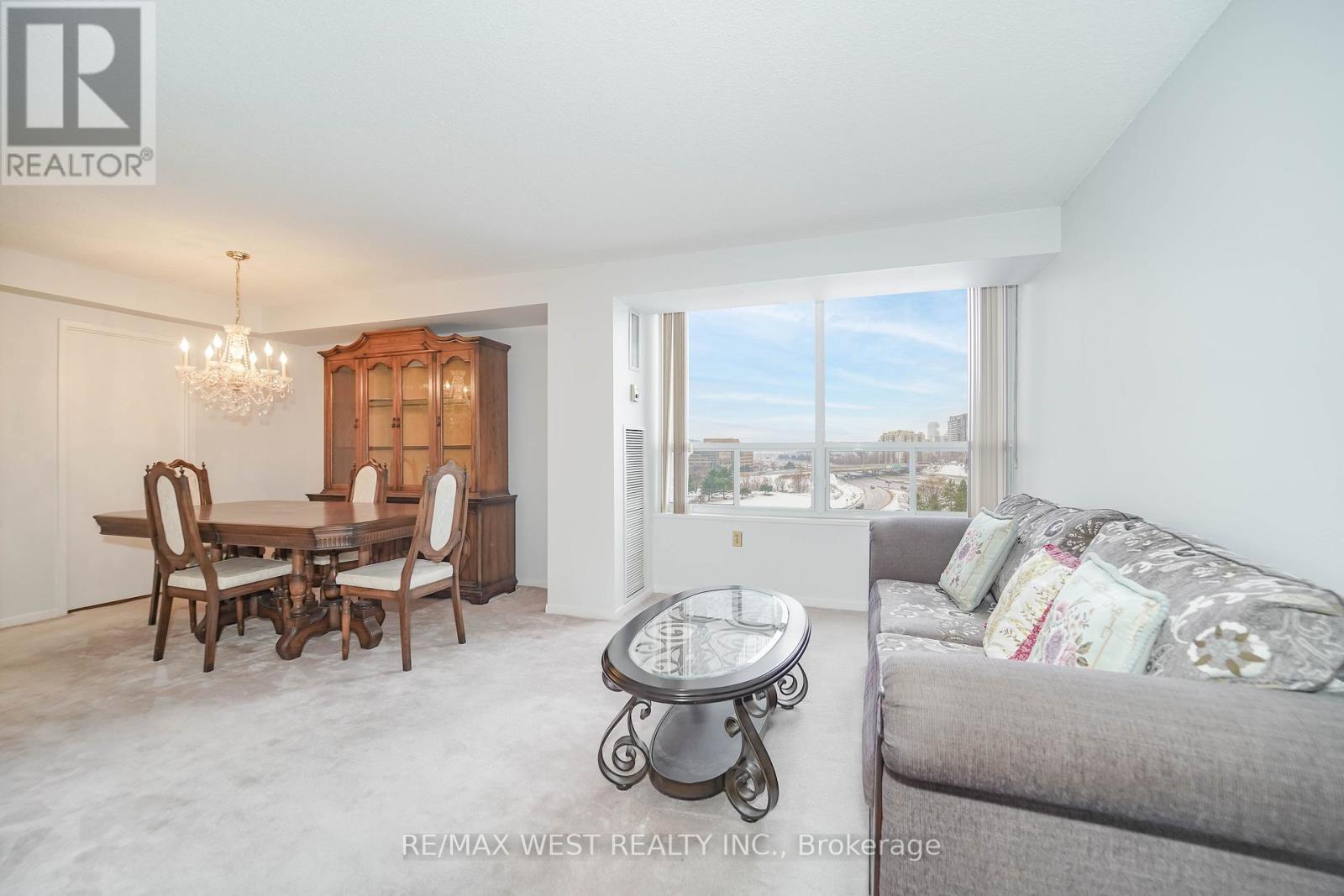 909 - 10 Muirhead Road, Toronto, Ontario  M2J 4P9 - Photo 3 - C12816926