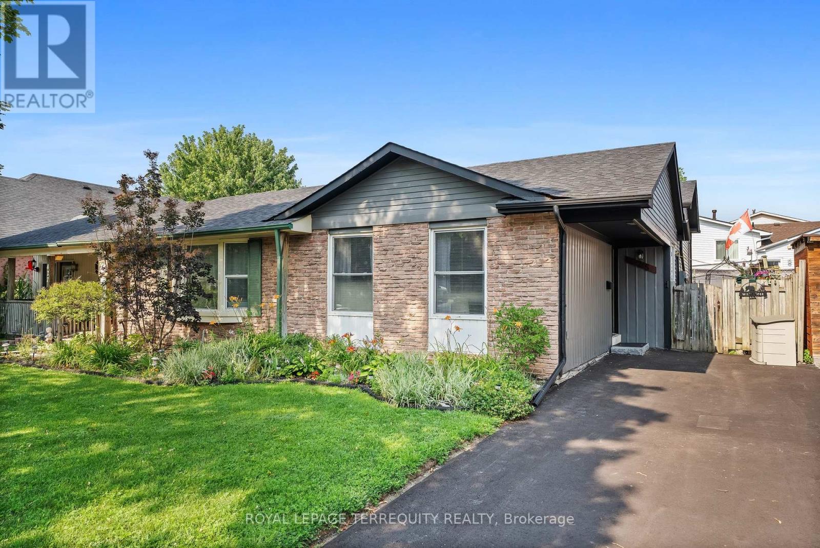 425 LESABRE STREET, Oshawa, Ontario