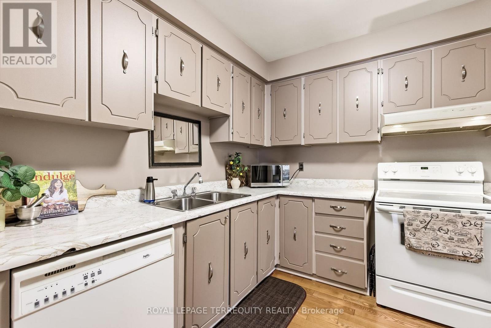 425 Lesabre Street, Oshawa, Ontario  L1K 1E3 - Photo 14 - E12816886