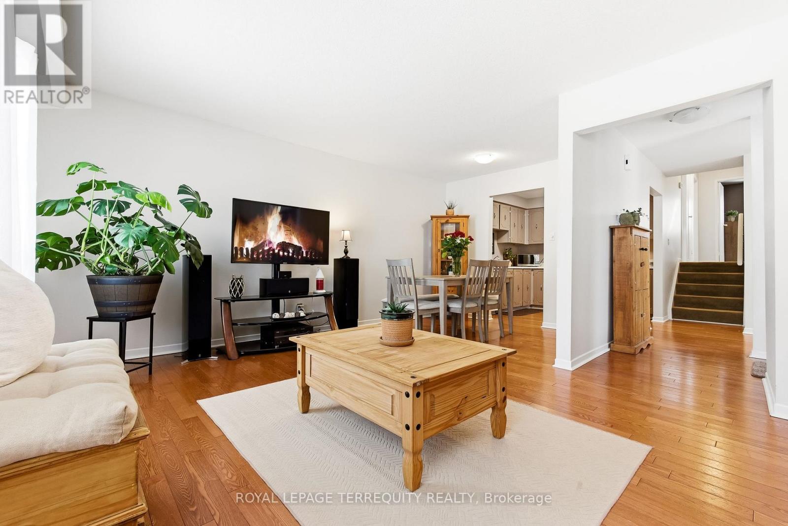 425 Lesabre Street, Oshawa, Ontario  L1K 1E3 - Photo 8 - E12816886