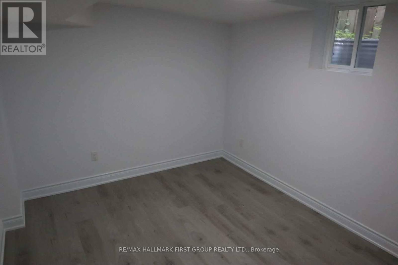 Lower - 1627 Baggins Street, Pickering, Ontario  L1W 1H2 - Photo 12 - E12816942