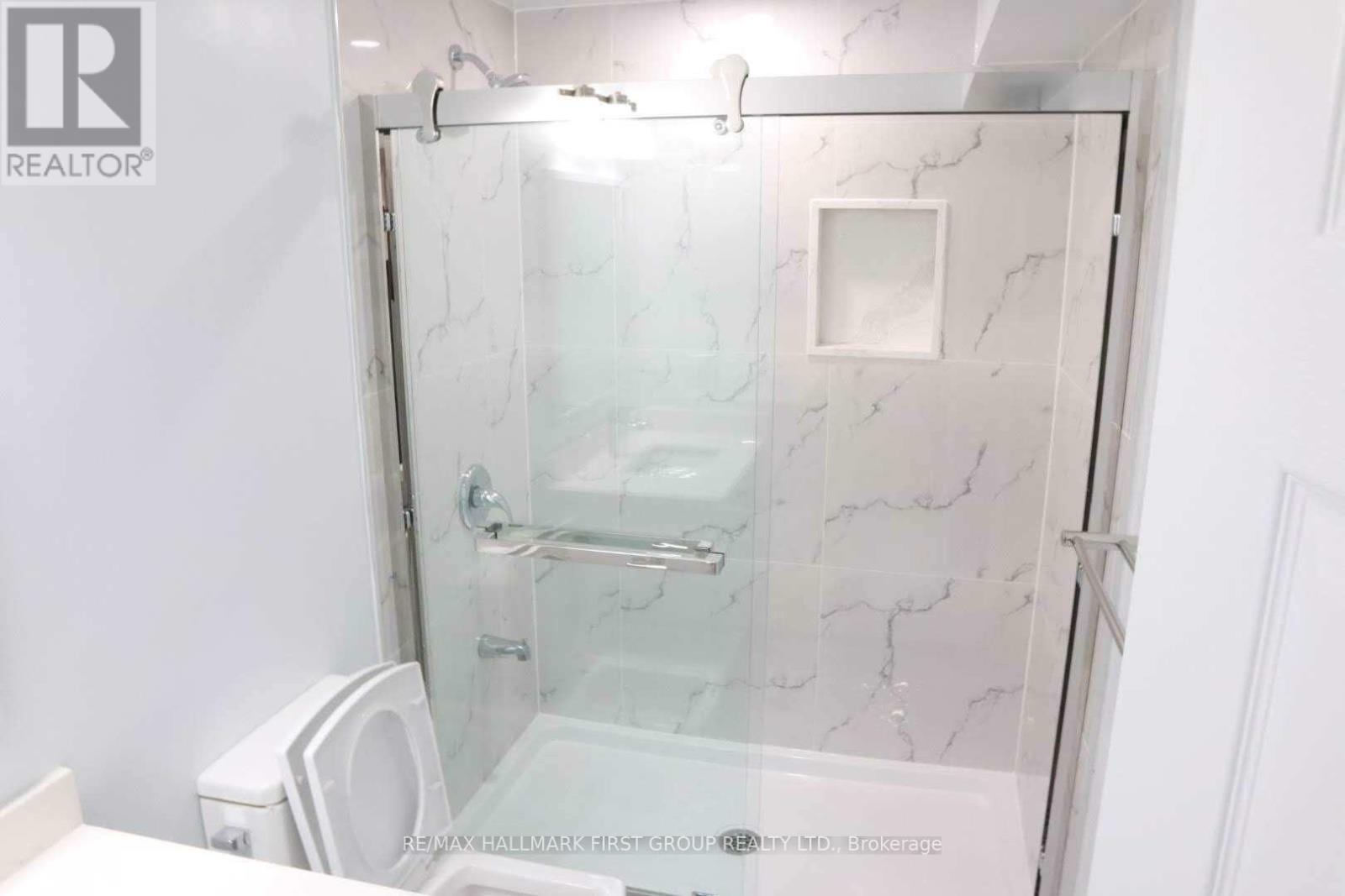 Lower - 1627 Baggins Street, Pickering, Ontario  L1W 1H2 - Photo 13 - E12816942