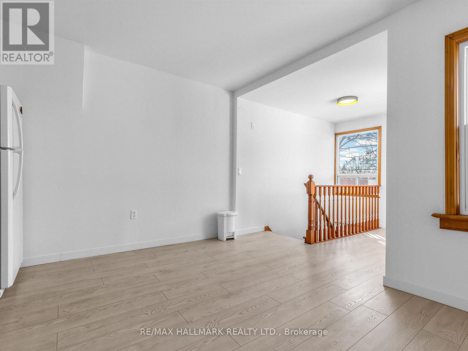 102 Caithness Avenue, Toronto, Ontario  M4J 3Y1 - Photo 11 - E12816966