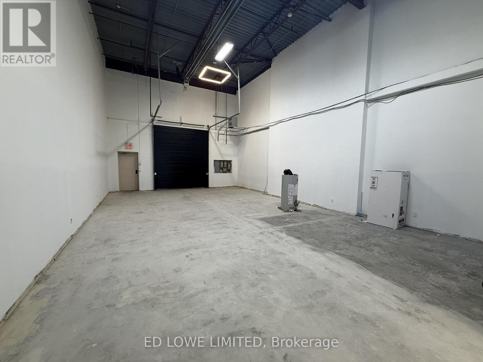 9 - 131 Saunders Road, Barrie (0 East), Ontario  L4N 9A6 - Photo 6 - S12816930