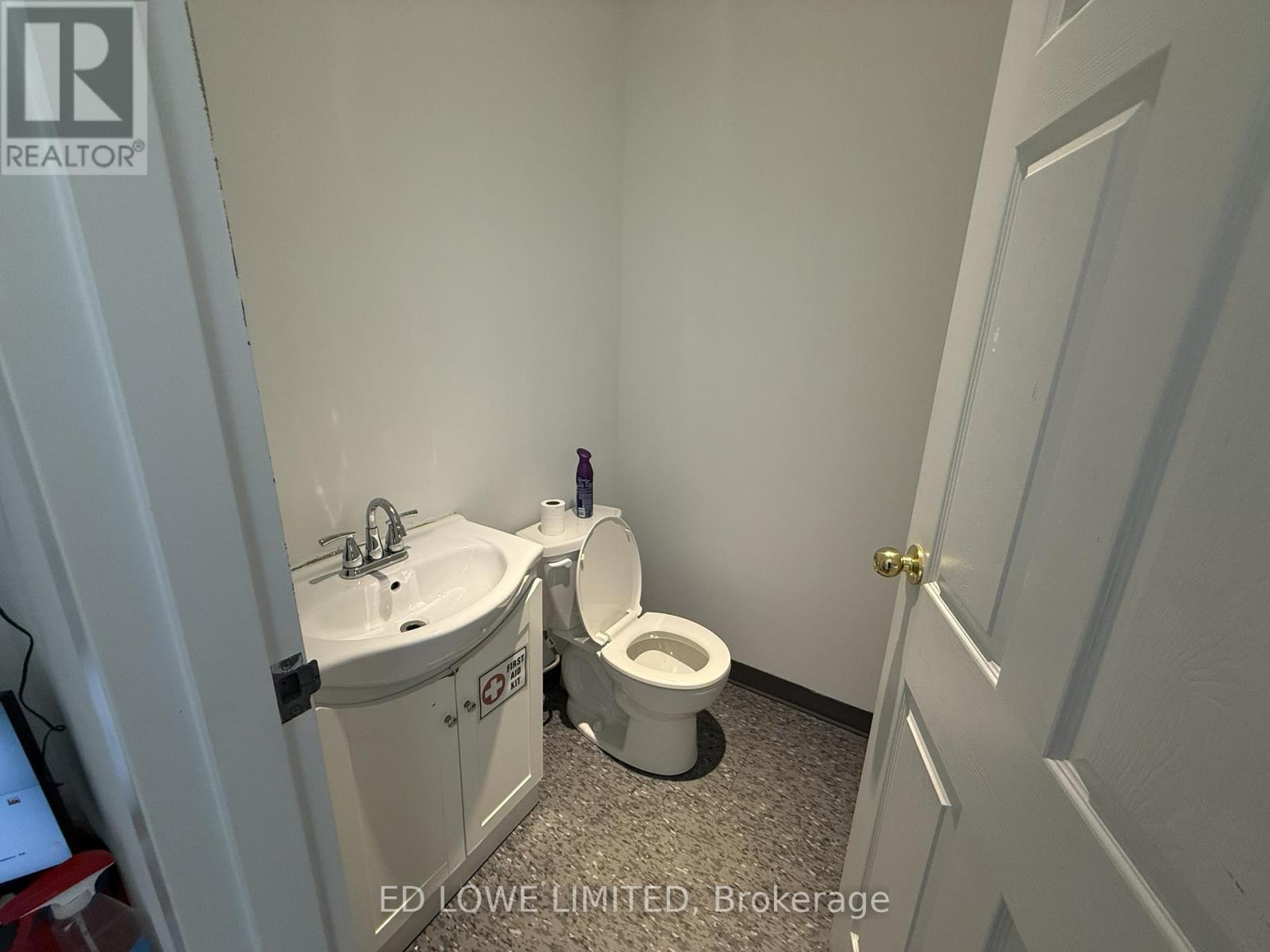 9 - 131 Saunders Road, Barrie (0 East), Ontario  L4N 9A6 - Photo 8 - S12816930