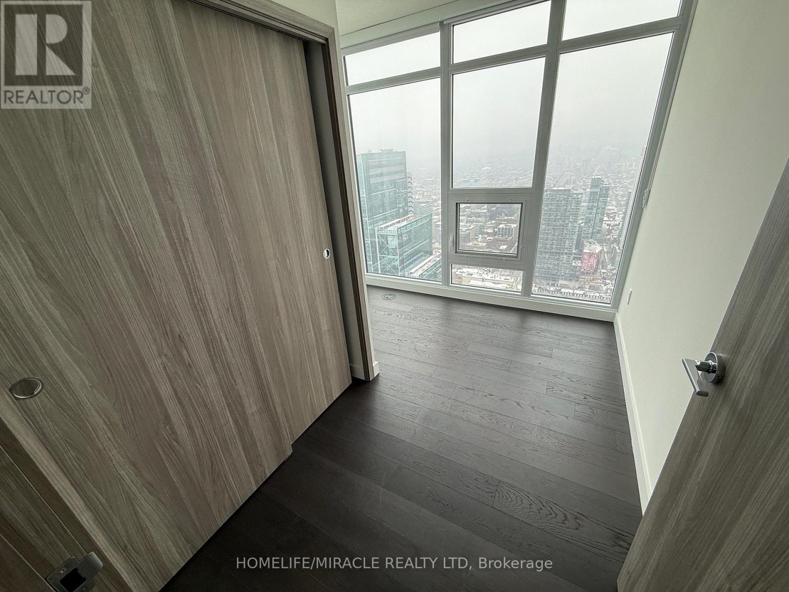 6508 - 1 Concord Cityplace Way, Toronto, Ontario  M5V 0X3 - Photo 12 - C12794454